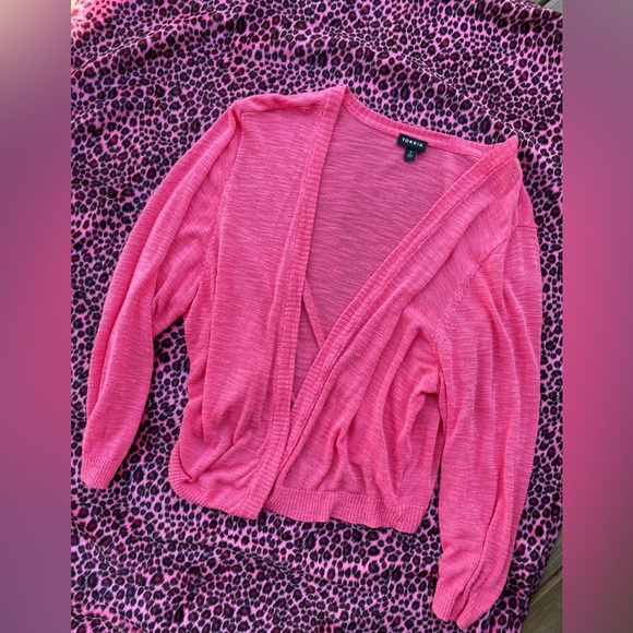 Torrid pink sweater - Picture 4 of 9